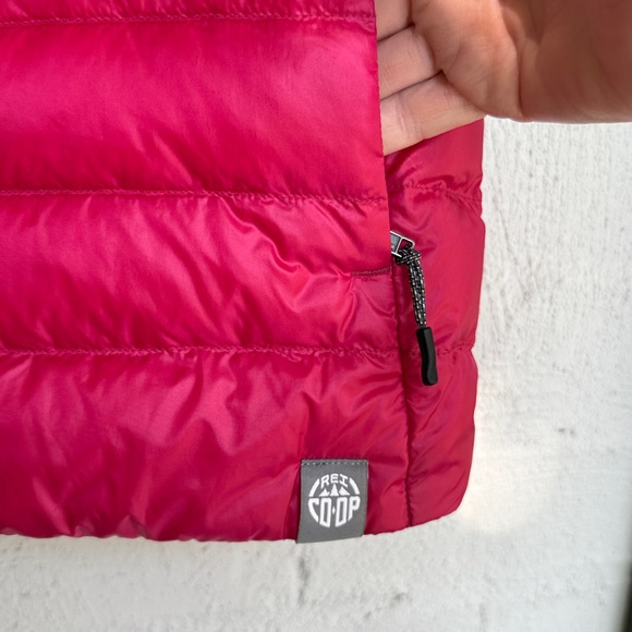 REI Co-op Pink Lightweight Down Puffer Vest
Size Small - Picture 4 of 12